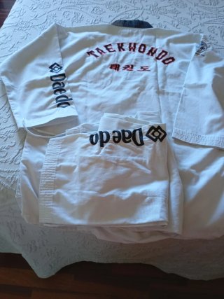 Traje Taekwondo Daedo Blanco