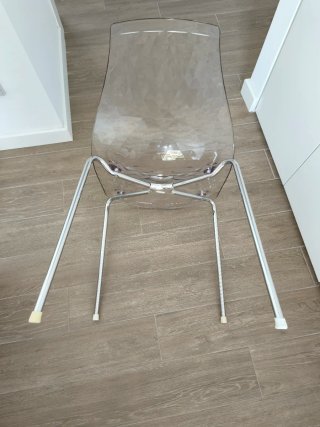 4 Sillas de diseño transparentes y cómodas