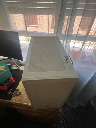 PC Tempest casi sin uso