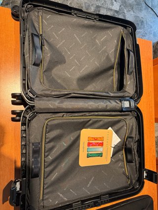 Maleta de viaje negra Samsonite
