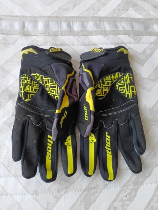 Casco Airoh Rockstar+GAFAS100%+GUANTES ROCKSTAR