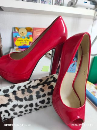 Zapatos tacón Miomio rojos talla 40