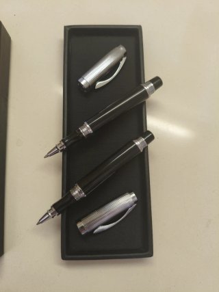 Set 2 Bolígrafos Balenciaga Negro/Plata