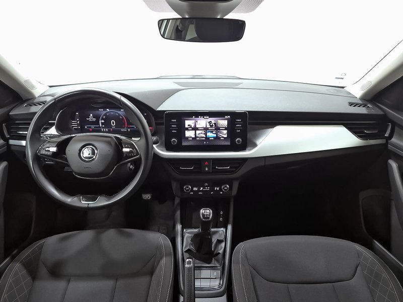 Škoda Kamiq 1.0 TSI Ambition 2023, foto 4