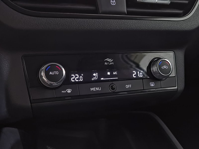 Škoda Kamiq 1.0 TSI Ambition 2023, foto 21