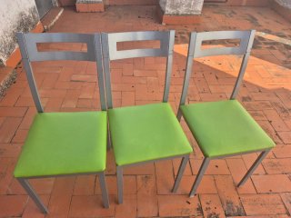 Juego de 3 sillas de comedor metálicas