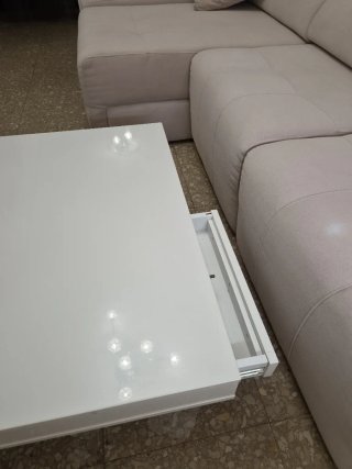 Mesa de centro blanca moderna