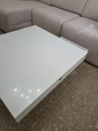 Mesa de centro blanca moderna