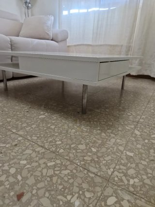 Mesa de centro blanca moderna