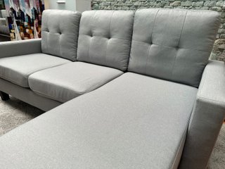 Sofá chaiselongue + puff gris