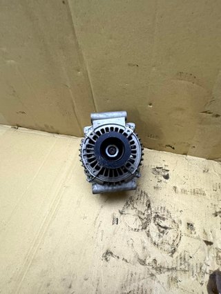 Alternador LGK 442012 16V 105A