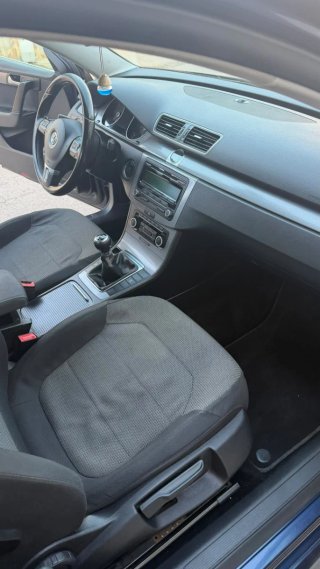 Volkswagen Passat 2011
