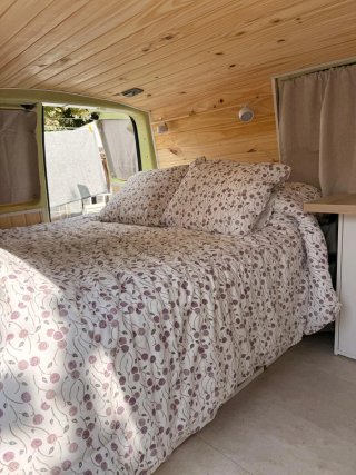 Volkswagen Transporter T5 2004