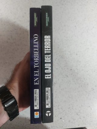 Pack novelas warhammer 40k.