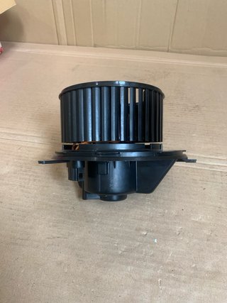 Ventilador Habitáculo FEBI BILSTEIN 34726 Audi
