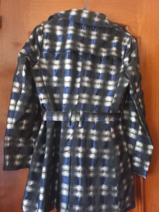 Gabardina cuadros azul y negro