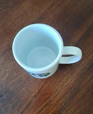 Taza Starbucks.