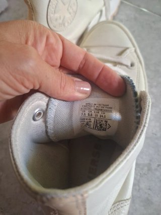 Zapatillas Converse Beige usadas