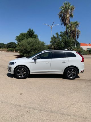 Volvo XC60 D4 AWD R-Design