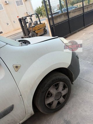 ALETA DELANTERA DERECHA Renault Kangoo II (F/KW0)(2008->)