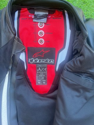 Mono Alpinestars Talla 52