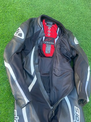 Mono Alpinestars Talla 52