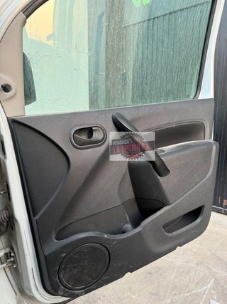 GUARNECIDO PUERTA DELANTERA DERECHA Renault Kangoo II (F/KW0)(2008->)