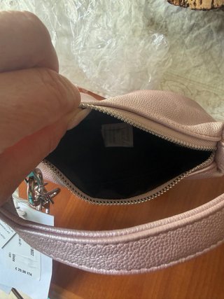 Pochette rosa nuova con cartellino