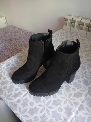 Botines negros tacón ancho cremallera