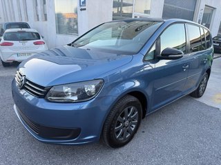 Volkswagen Touran 2011