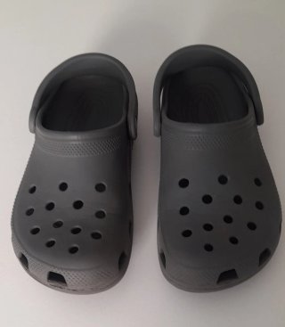 Zuecos Crocs niño J5 (37)