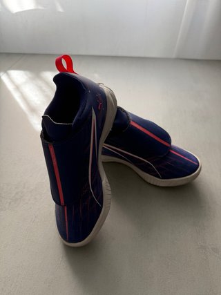 Botas de fútbol Puma Ultra niño  Talla 30