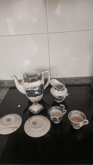 Set Cartuja de Sevilla Teteras y Tazas