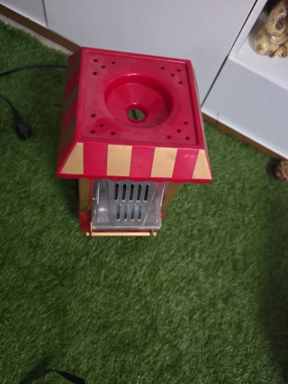 Máquina de palomitas roja