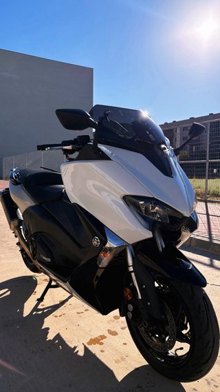 Yamaha T-Max 530 ABS