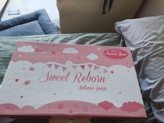 Muñeca Antonio Juan Sweet Reborn con accesorios