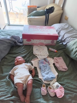 Muñeca Antonio Juan Sweet Reborn con accesorios