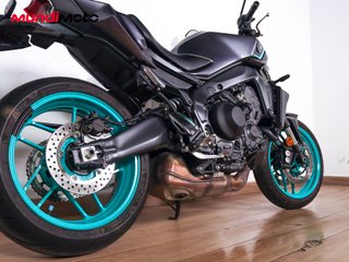 YAMAHA MT 09