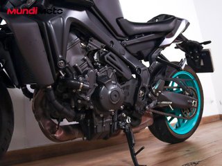 YAMAHA MT 09