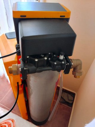 Descalcificadora de agua  CILLIT. BWT. PARAT 78.
