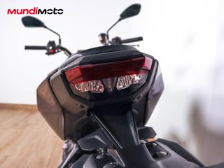 YAMAHA MT 09
