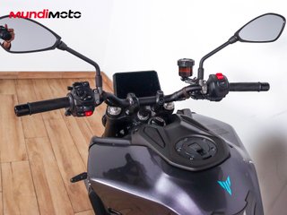 YAMAHA MT 09