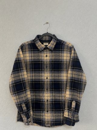 Camisa de cuadros azul y beige