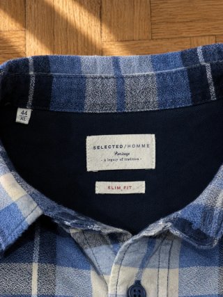 Camisa de cuadros azul y beige