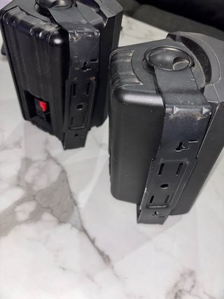 Altavoces 5.1 / 5.6 Negros