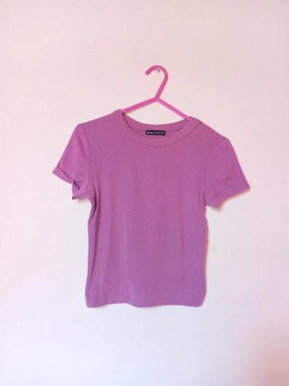Camiseta/top Bershka corta morada Talla XS