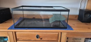Acuario 55L con rampa