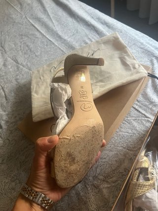 Sandalias Micuir doradas Talla 39.  Uso:2ocasiones