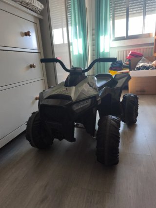 Quad eléctrico Feber infantil