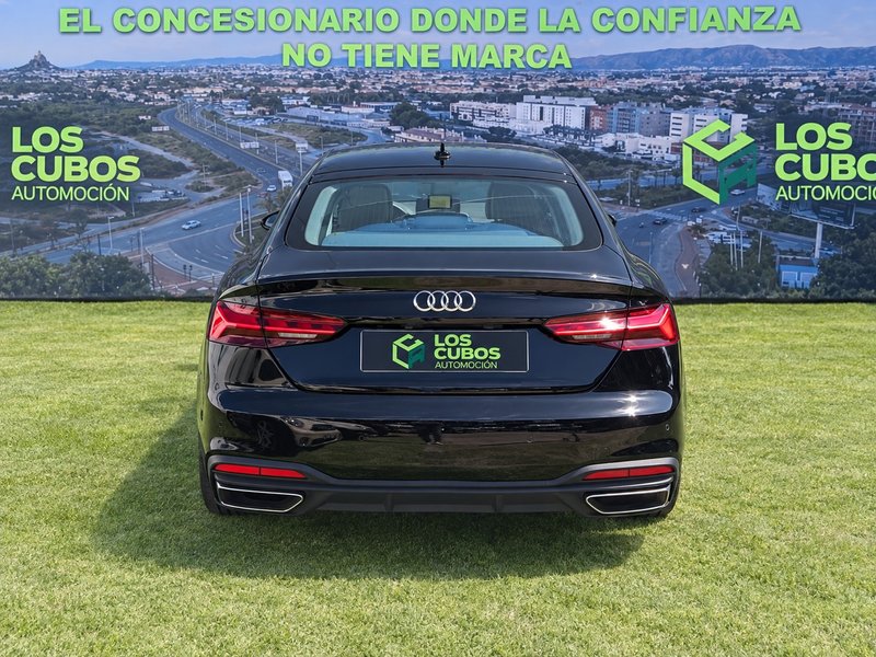 Audi A5 2021, foto 2
